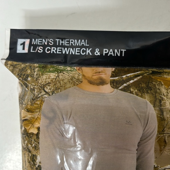 Realtree | Thermal Set | Real Comfort | Crewneck & Pant | Outdoors Wear Size 2XL - Picture 2 of 8